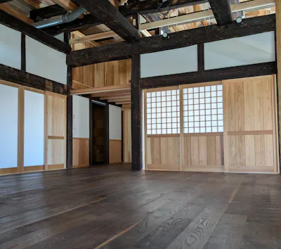 【個人宅　フローリング・羽目板｜施工事例　福島県双葉郡大熊町】