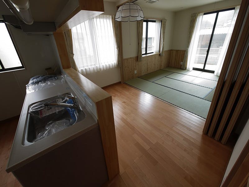 福島県・個人住宅　西南桜・ユニ フローリング(セレクトグレード) 施工事例の写真です。