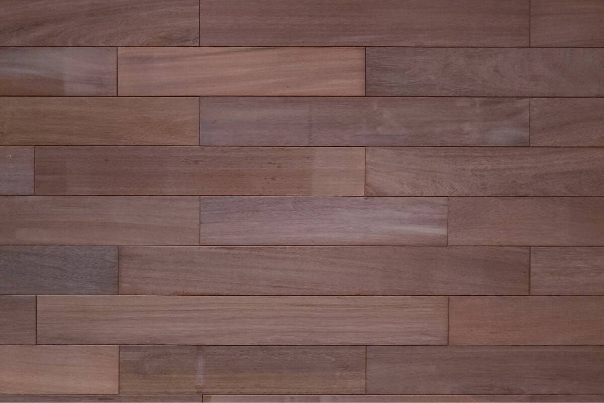 ウリン フローリング