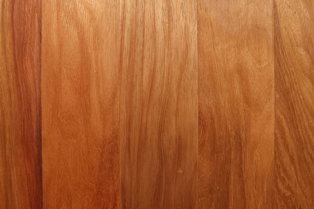 無垢羽目板【リンゴア（リングア）】