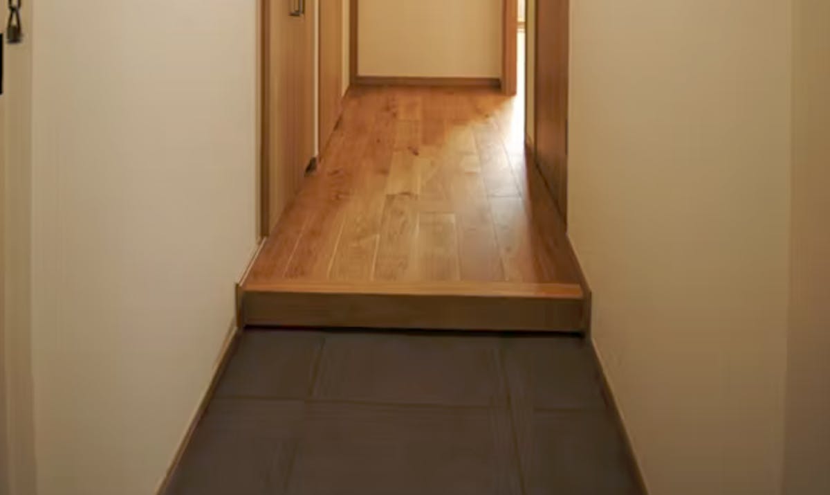 マンション　フローリング