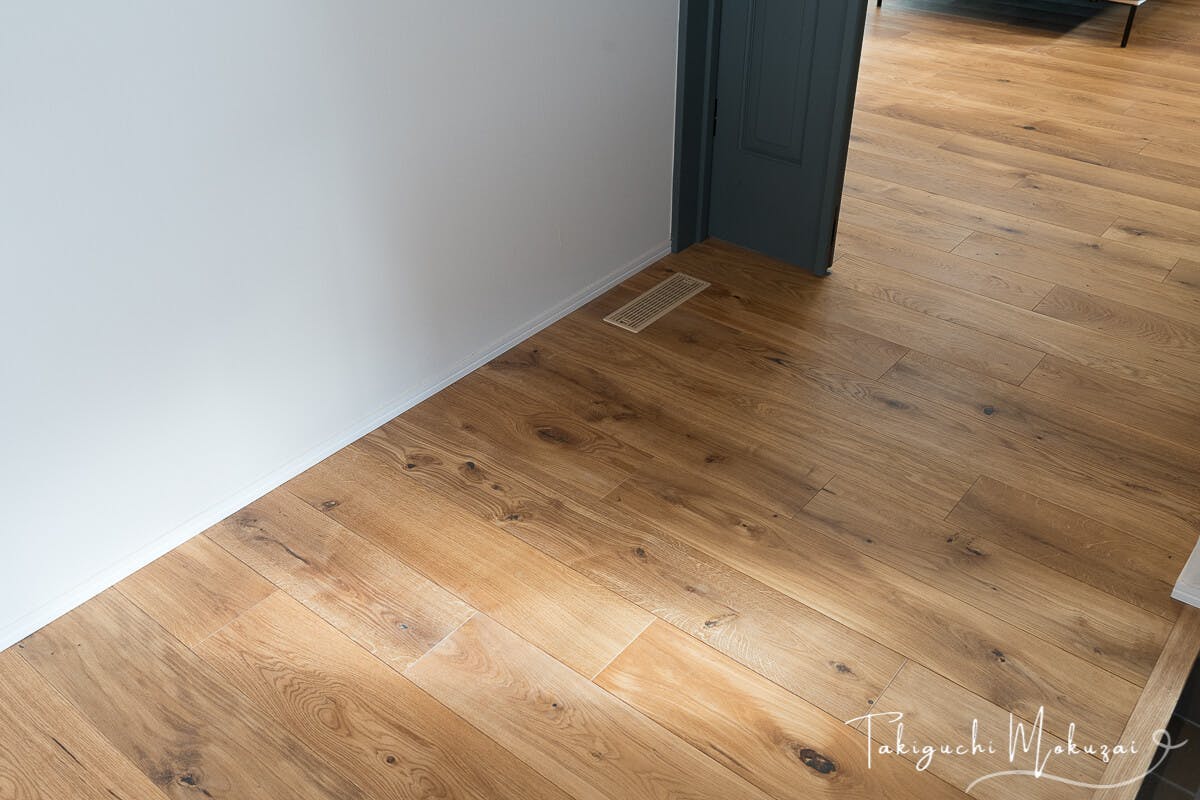 無垢フローリング