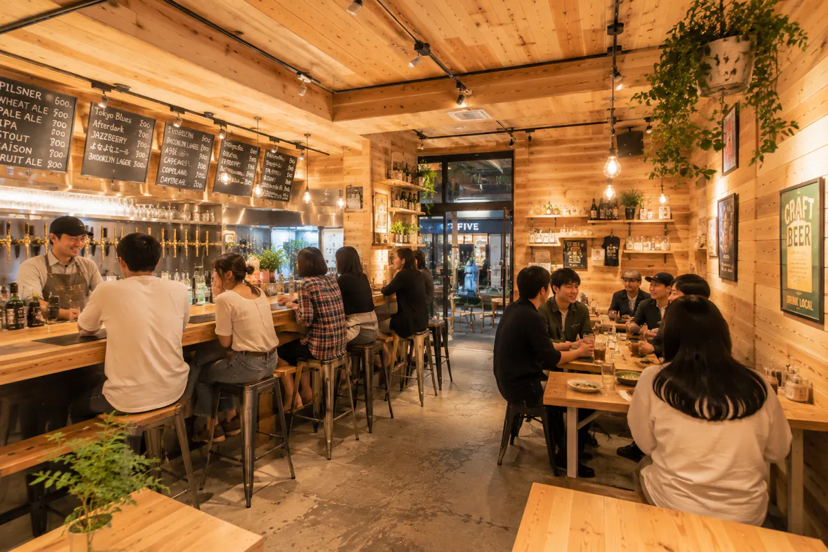 パイン羽目板　クラフトビール店舗