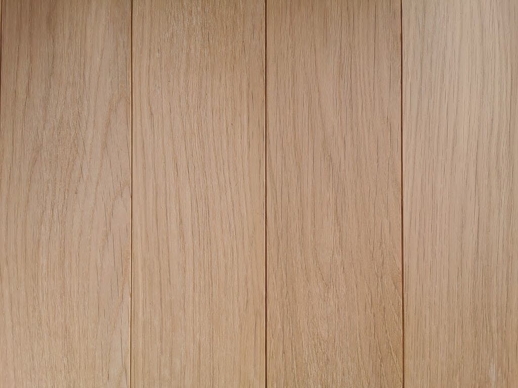 オーク・本実突付け 羽目板（セレクトグレード）無塗装 8x90x1820 1